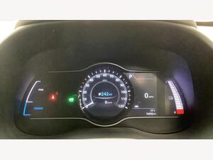 Hyundai KONA 64kWh Premium AUTO 5dr (7KW Charger)