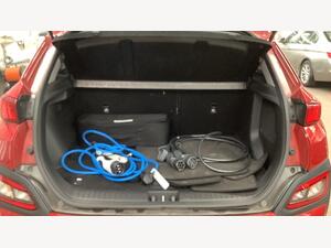 Hyundai KONA 64kWh Premium AUTO 5dr (7KW Charger)