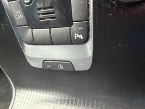 Volvo V40 2.0 D2 R-Design PRO EURO 6 (s/s) 5dr