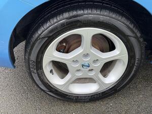 Nissan Leaf 24kWh Acenta AUTO 5dr