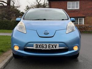 Nissan Leaf 24kWh Acenta AUTO 5dr