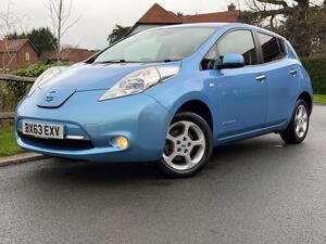 Nissan Leaf 24kWh Acenta AUTO 5dr
