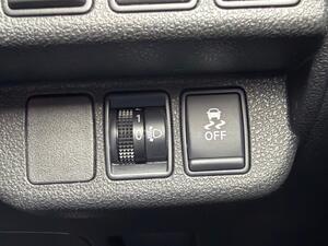 Nissan Leaf 24kWh Acenta AUTO 5dr