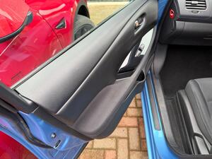 Nissan Leaf 24kWh Acenta AUTO 5dr