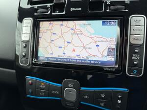 Nissan Leaf 24kWh Acenta AUTO 5dr