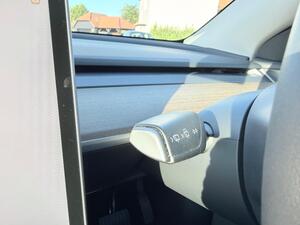 Tesla Model Y (Dual Motor) LONG Range AUTO 4WDE 5dr