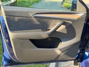 Tesla Model Y (Dual Motor) LONG Range AUTO 4WDE 5dr