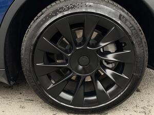 Tesla Model Y (Dual Motor) LONG Range AUTO 4WDE 5dr