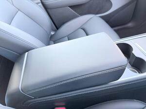 Tesla Model Y (Dual Motor) LONG Range AUTO 4WDE 5dr