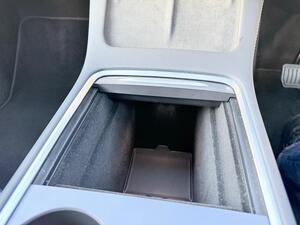 Tesla Model Y (Dual Motor) LONG Range AUTO 4WDE 5dr