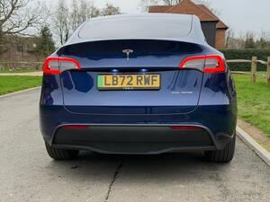 Tesla Model Y (Dual Motor) LONG Range AUTO 4WDE 5dr
