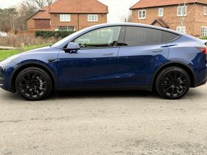 Tesla Model Y (Dual Motor) LONG Range AUTO 4WDE 5dr