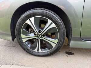 Nissan Leaf 40kWh Tekna AUTO 5dr