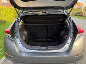 Nissan Leaf 40kWh Tekna AUTO 5dr