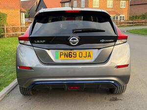 Nissan Leaf 40kWh Tekna AUTO 5dr