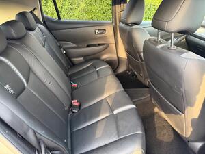 Nissan Leaf 40kWh Tekna AUTO 5dr