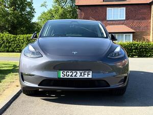 Tesla Model Y (Dual Motor) LONG Range AUTO 4WDE 5dr