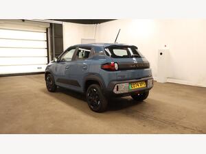 Dacia Spring 65 26.8kWh EXTREME AUTO 5dr
