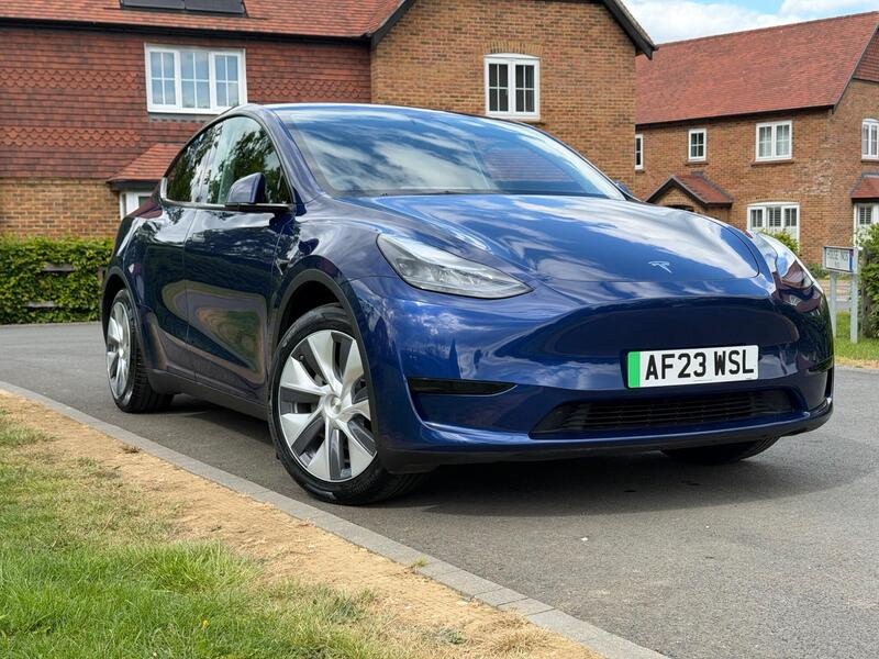 Tesla Model Y AUTO RWD 5dr