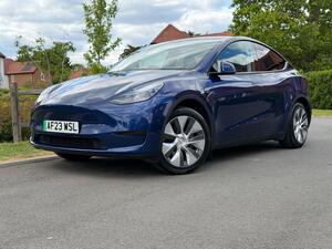 Tesla Model Y AUTO RWD 5dr