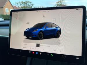 Tesla Model Y (Dual Motor) LONG Range AUTO 4WDE 5dr