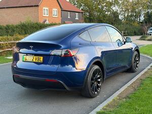 Tesla Model Y (Dual Motor) LONG Range AUTO 4WDE 5dr
