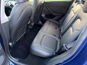 Tesla Model Y (Dual Motor) LONG Range AUTO 4WDE 5dr