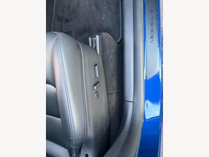 Tesla Model Y (Dual Motor) LONG Range AUTO 4WDE 5dr