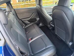 Tesla Model Y (Dual Motor) LONG Range AUTO 4WDE 5dr