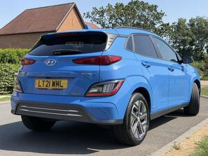 Hyundai KONA 39kWh Premium AUTO 5dr (10.5kW Charger)