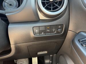 Hyundai KONA 39kWh Premium AUTO 5dr (10.5kW Charger)