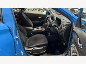 Hyundai KONA 39kWh Premium AUTO 5dr (10.5kW Charger)