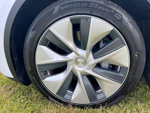 Tesla Model Y Auto RWD 5dr