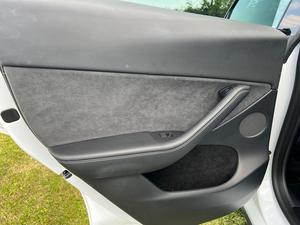 Tesla Model Y Auto RWD 5dr