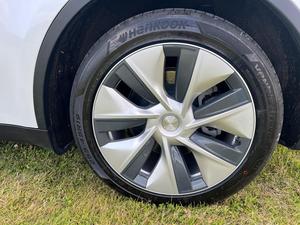 Tesla Model Y Auto RWD 5dr