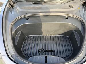 Tesla Model 3 Standard Range PLUS AUTO RWD 4dr