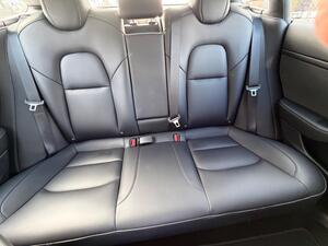 Tesla Model 3 Standard Range PLUS AUTO RWD 4dr