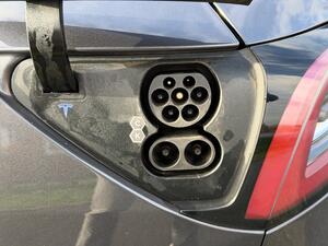 Tesla Model 3 Standard Range PLUS AUTO RWD 4dr