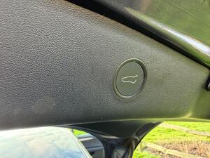 Tesla Model 3 Standard Range PLUS AUTO RWD 4dr