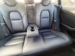 Tesla Model 3 Standard Range PLUS AUTO RWD 4dr