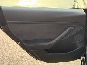 Tesla Model 3 Standard Range PLUS AUTO RWD 4dr