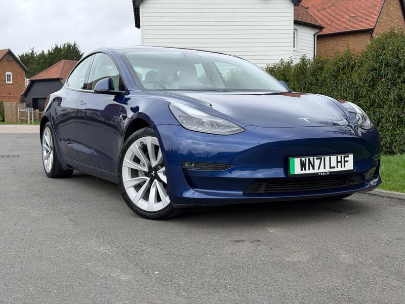 Tesla Model 3 (Dual Motor) LONG Range AUTO 4WDE 4dr