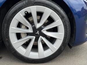 Tesla Model 3 (Dual Motor) LONG Range AUTO 4WDE 4dr