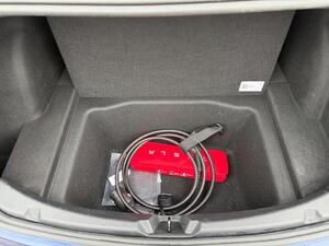 Tesla Model 3 (Dual Motor) LONG Range AUTO 4WDE 4dr