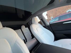 Tesla Model Y (Dual Motor) Performance AUTO 4WDE 5dr