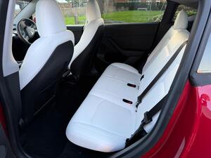 Tesla Model Y (Dual Motor) Performance AUTO 4WDE 5dr