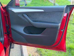 Tesla Model Y (Dual Motor) Performance AUTO 4WDE 5dr