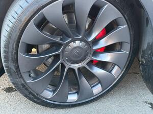 Tesla Model Y (Dual Motor) Performance AUTO 4WDE 5dr