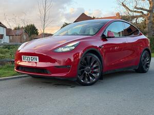 Tesla Model Y (Dual Motor) Performance AUTO 4WDE 5dr
