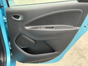 Renault Zoe R110 EV50 52kWh Iconic AUTO 5dr (Rapid Charge)
